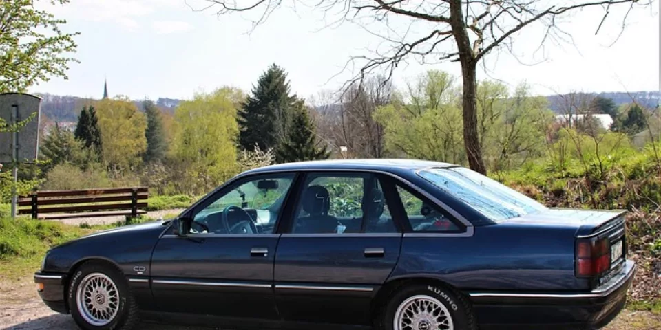 opel-youngtimer-auto.jpg