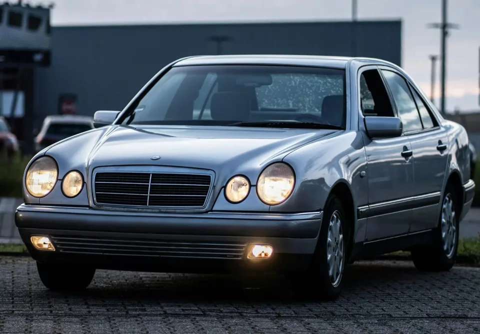 photo-1633448138584-1ce59b37e19a.webp